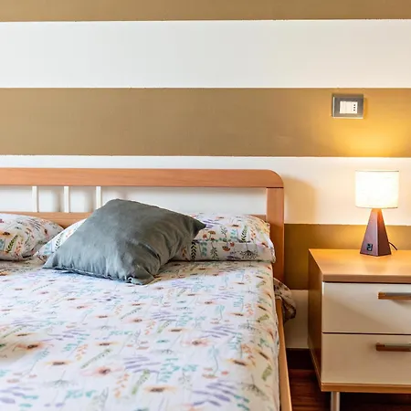 Apartmán Bluemoon -luminoso Con Piscina
