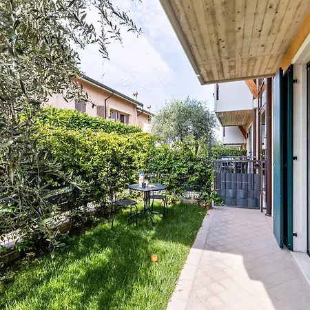 Bluemoon Luminoso Con Piscina Apartman Lazise