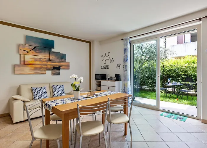 Bluemoon Luminoso Con Piscina * Lazise