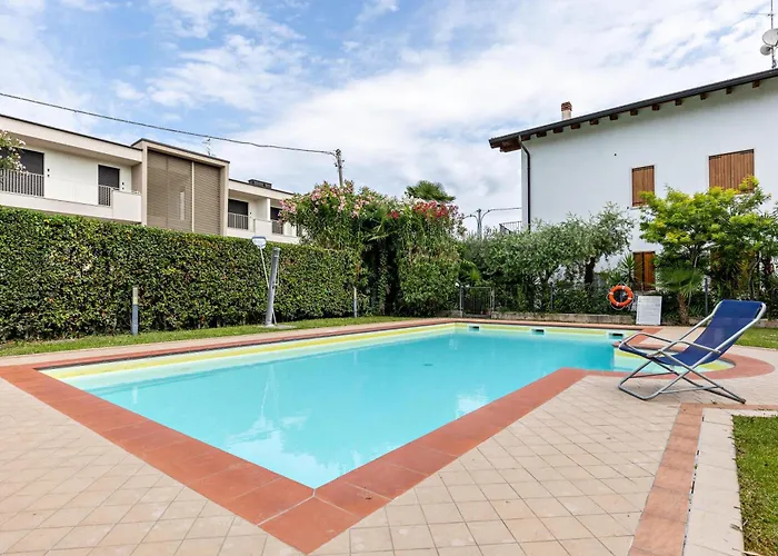 Bluemoon Luminoso Con Piscina